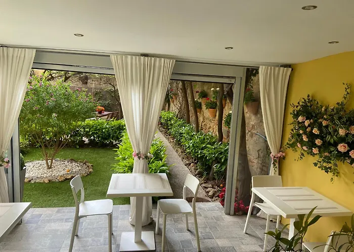 Paradise Inn